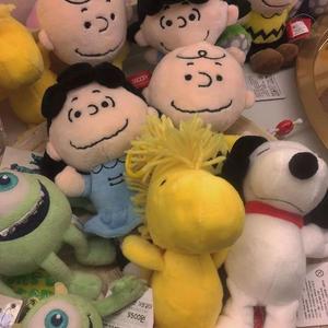 两峰夹小溪地湿又无泥的用法
